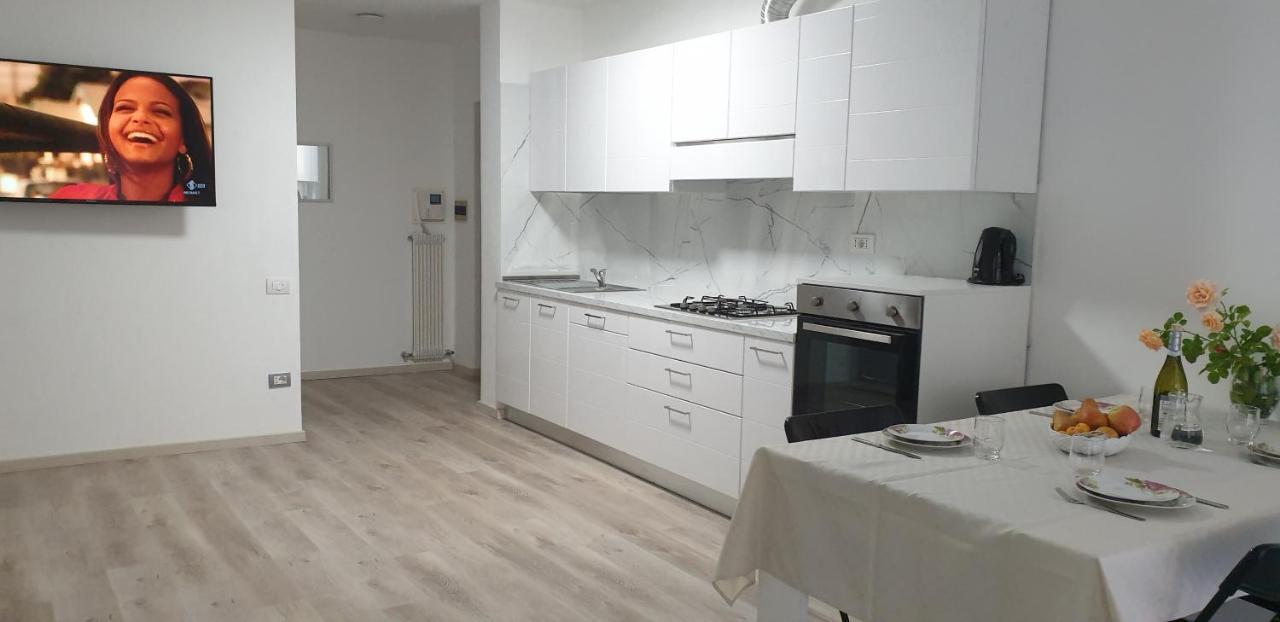Holiday Residence With Private Garden מראה חיצוני תמונה